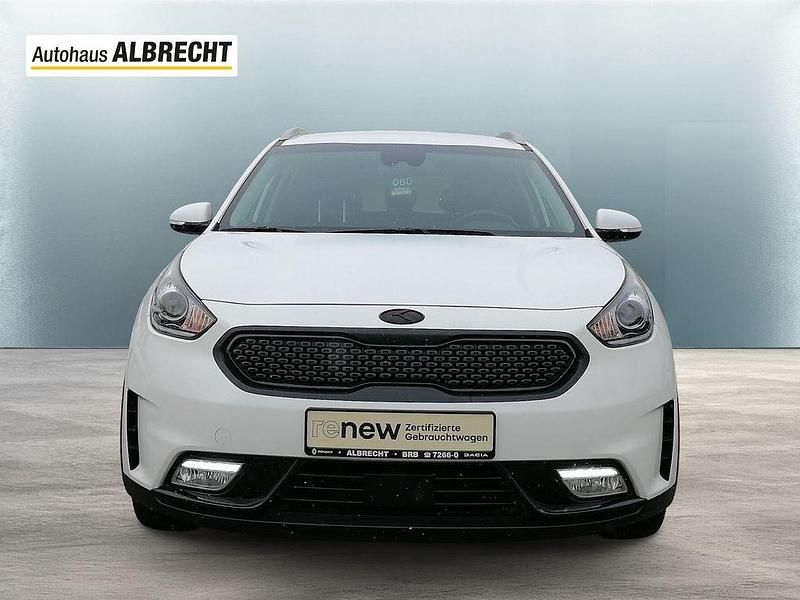 Gebraucht Kia Niro Vision 141 PS (103 kW) 2018 (ud) schneeweiss SUV