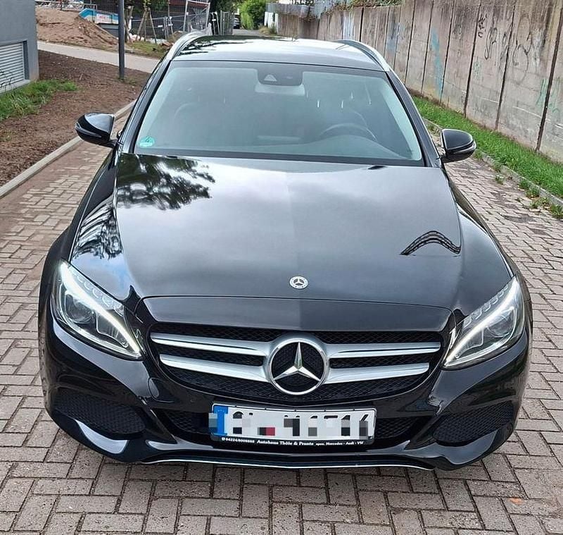 Schwarz Gebraucht 2017 Mercedes C220 Avantgarde Kombi | 16.950 € (Superpreis) - Bild 1/4