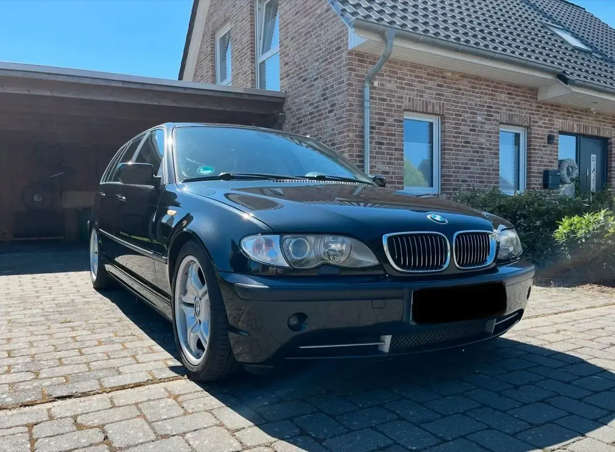 Brugt BMW 330 231 HK (169 kW) 2002 Sort Stationcar