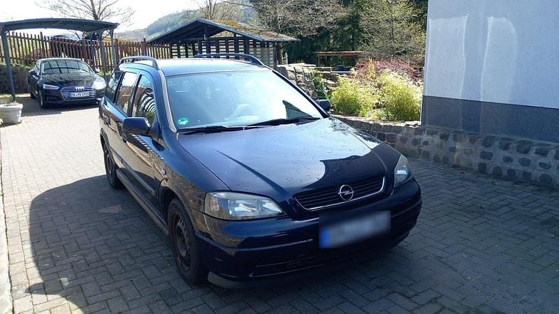 Gebraucht Opel Astra 103 PS (75 kW) 2003 Blau Kombi