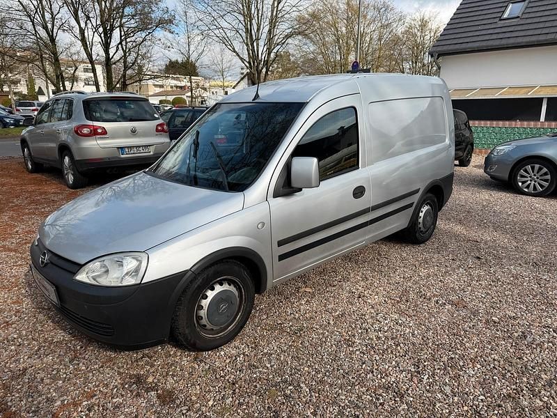 Gebraucht Opel Combo 75 PS (55 kW) 2007 Silber Van / Kleinbus