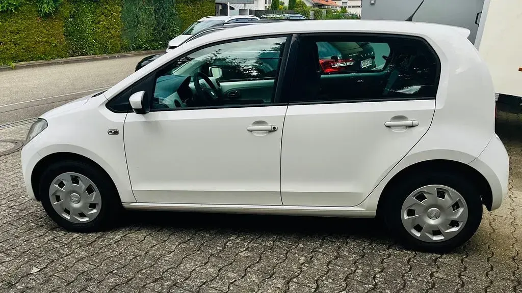 Gebraucht Seat Mii 60 PS (44 kW) 2013 Weiß Kleinwagen