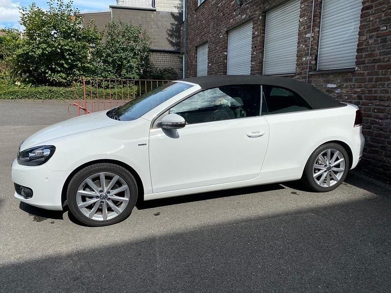 Gebraucht VW Golf Cabriolet LOUNGE 105 PS (77 kW) 2015 Weiß Cabrio