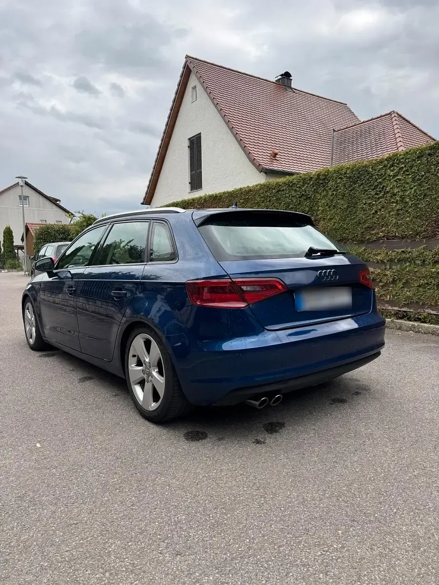 Gebraucht Audi A3 179 PS (131 kW) 2013 Blau Kleinwagen