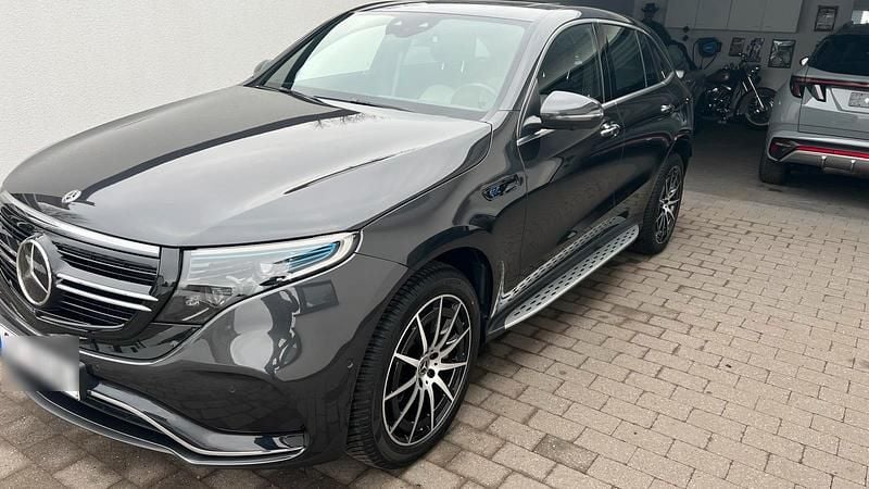 Gebraucht Mercedes EQC400 AMG 300 kW (408 PS) 2021 Grau SUV