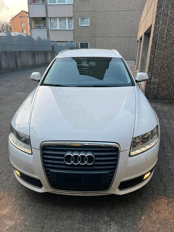 Gebraucht Audi A6 170 PS (125 kW) 2010 Weiß Limousine