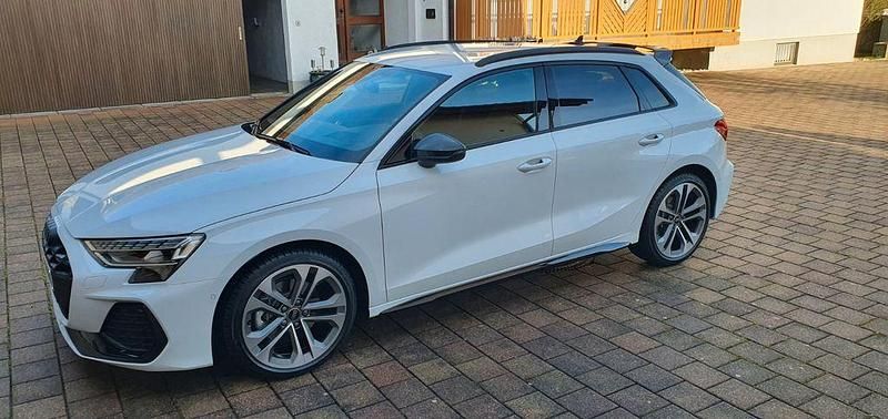 Gebraucht Audi A3 S-Line 150 PS (110 kW) 2024 Weiß Limousine