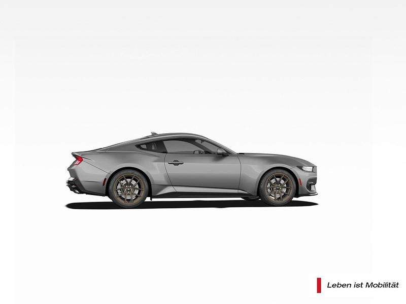 Neu Ford Mustang Fastback 446 PS (328 kW) 2025 Coupé