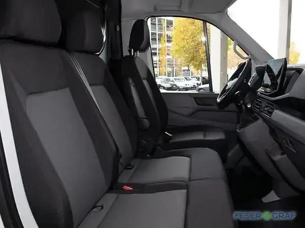 Neu VW Crafter 140 PS (102 kW) 2026 Candyweiß Van