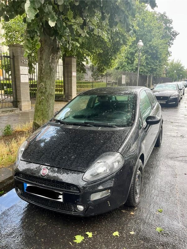 Schwarz Gebraucht 2014 Fiat Punto Evo Kleinwagen | 3.960 € (Fairer Preis) - Bild 1/4