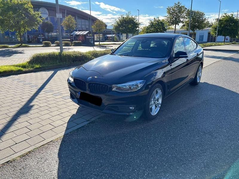 Schwarz Gebraucht 2017 BMW 340 Gran Turismo M Sport Limousine | 28.300 € (Guter Preis) - Bild 1/4