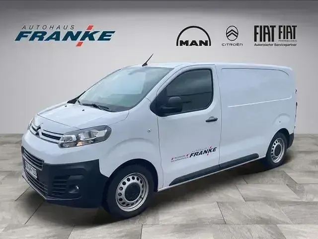 Gebraucht Citroën Jumpy 120 PS (88 kW) 2023 Polarweiß Van / Kleinbus