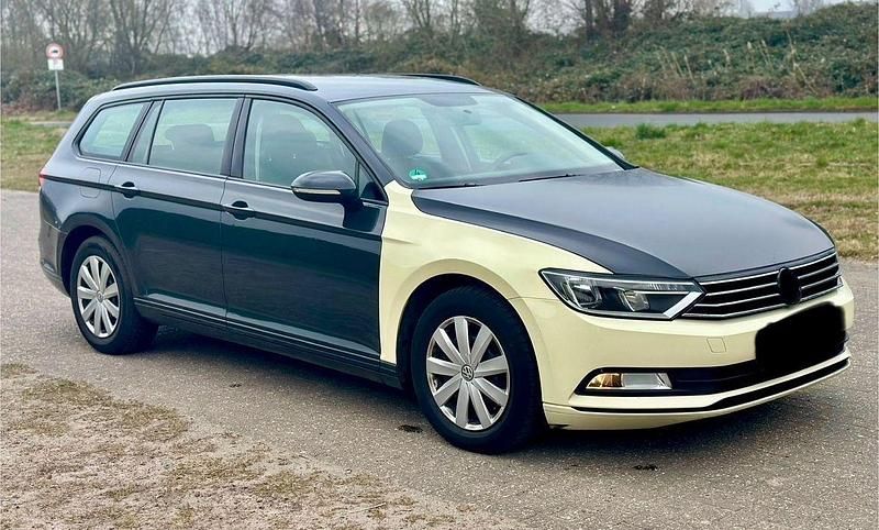 Grau Gebraucht 2019 VW Passat Kombi | 7.500 € (Guter Preis) - Bild 1/4