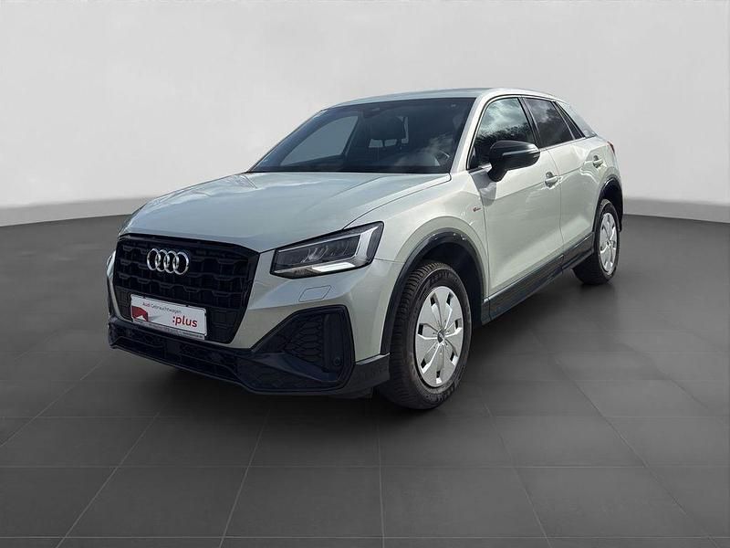 Gebraucht Audi Q2 S-Line 116 PS (85 kW) 2025 Silber SUV