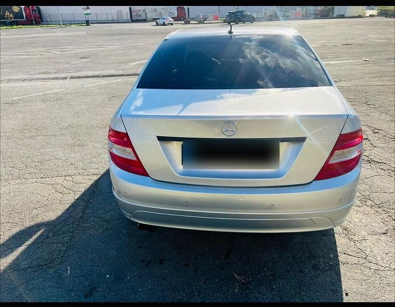 Gebraucht Mercedes C180 156 PS (114 kW) 2009 Silber Kombi