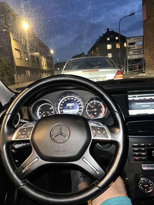 Gebraucht 2011 Mercedes C220 Limousine | 4.950 € (Superpreis) - Bild 1/4