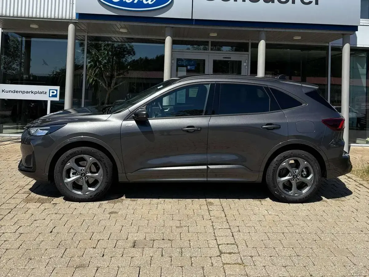 Neu Ford Kuga ST-Line 186 PS (136 kW) 2026 Magneticgrau (metallic) SUV
