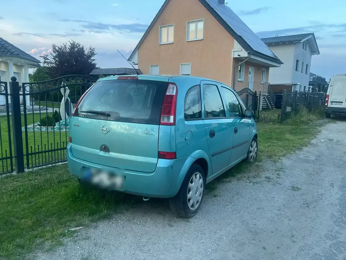Gebraucht Opel Meriva 63 PS (46 kW) 2003 Grün Van / Kleinbus