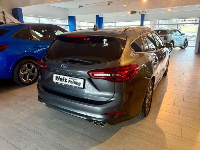 Neu Ford Focus ST-Line X 125 PS (91 kW) 2025 Magneticgrau (metallic) Kombi