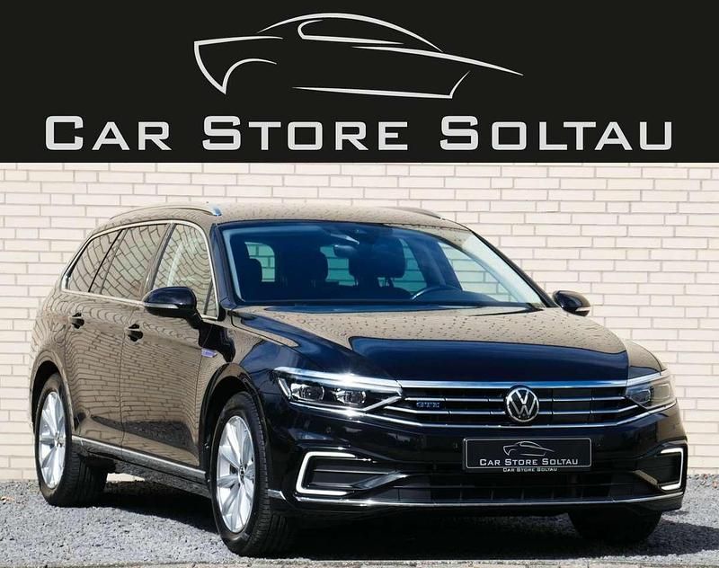 Deepblack perleffekt Gebraucht 2020 VW Passat GTE Kombi | 27.300 € (Teuer) - Bild 1/4