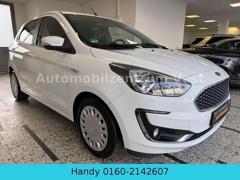 Gebraucht Ford Ka Plus Basis 69 PS (50 kW) 2019 Weiß Kleinwagen