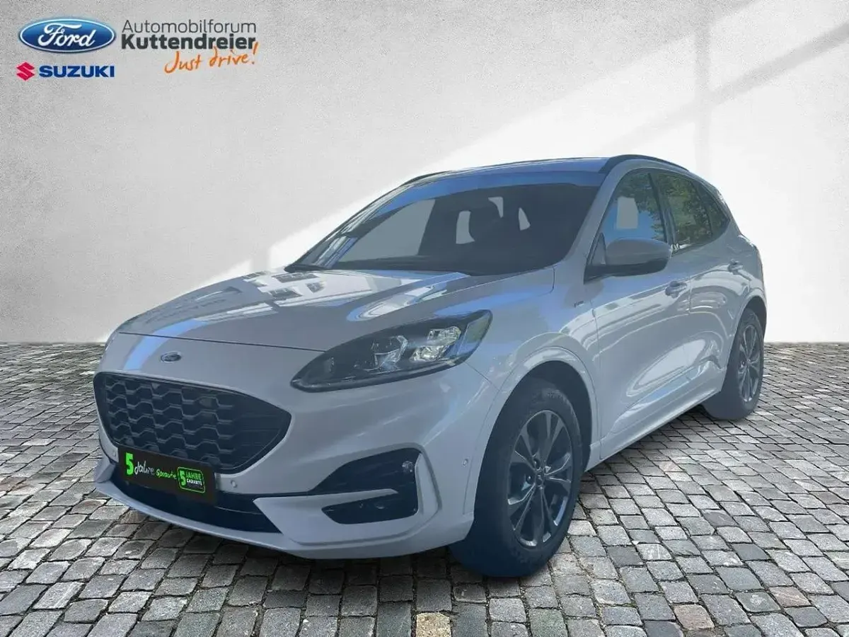 Gebraucht Ford Kuga ST-Line X 150 PS (110 kW) 2022 Arktisweiß (metallic) SUV
