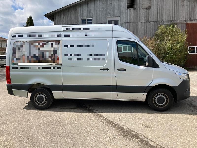 Gebraucht Mercedes Sprinter 170 PS (125 kW) 2022 Silber Van