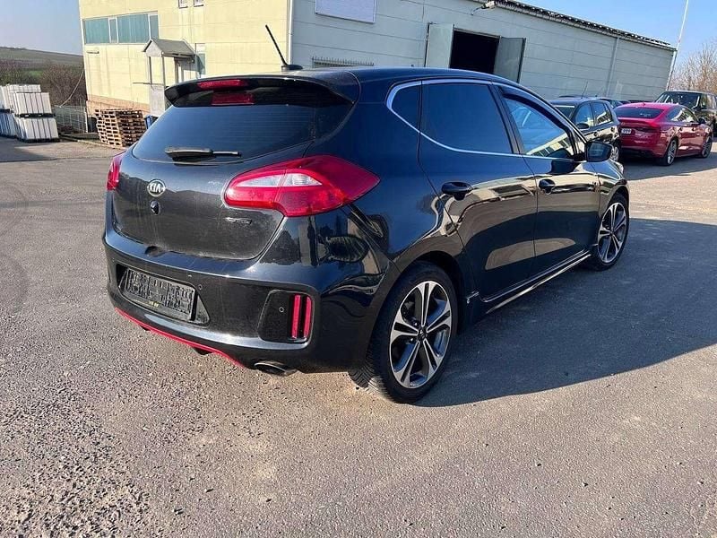 Gebraucht Kia Ceed GT-Line 120 PS (88 kW) 2016 (1k) zilinaschwarz met. Kleinwagen