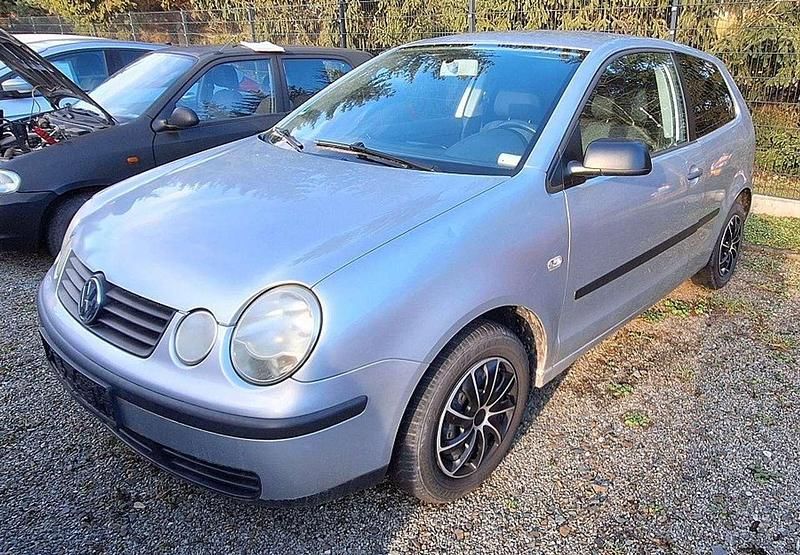 Gebraucht VW Polo 64 PS (47 kW) 2003 Silber Limousine