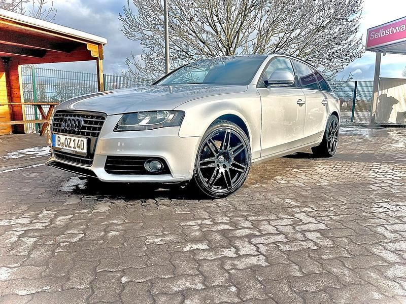 Gebraucht Audi A4 143 PS (105 kW) 2009 Silber Limousine
