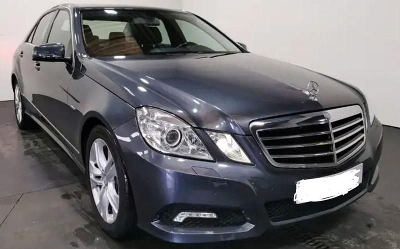 Gebraucht 2010 Mercedes E200 Avantgarde Limousine | 8.500 € (Guter Preis) - Bild 1/4