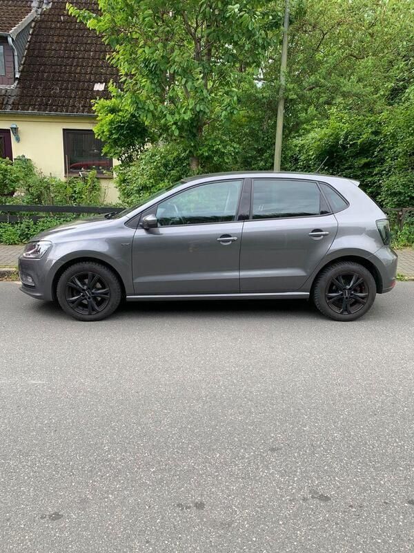 Grau Gebraucht 2016 VW Polo LOUNGE Kleinwagen | 6.500 € (Superpreis) - Bild 1/4