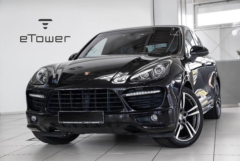 Schwarz Gebraucht 2013 Porsche Cayenne GTS SUV | 28.480 € (Guter Preis) - Bild 1/4