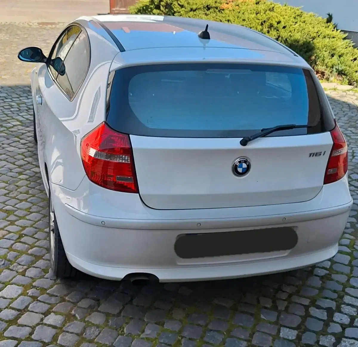 Używany BMW 116 116 KM (85 kW) 2007 Biały Hatchback