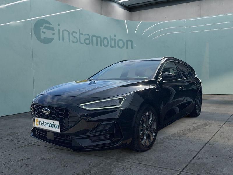 Schwarz Gebraucht 2023 Ford Focus ST-Line Kombi | 27.699 € (Etwas zu teuer) - Bild 1/4