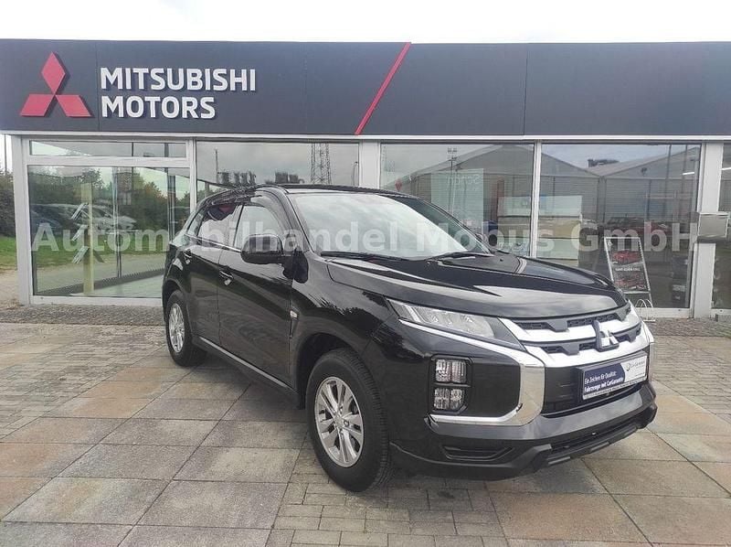 Pantherschwarz (p) (metallic) Gebraucht 2020 Mitsubishi ASX Edition SUV | 19.490 € (Fairer Preis) - Bild 1/4