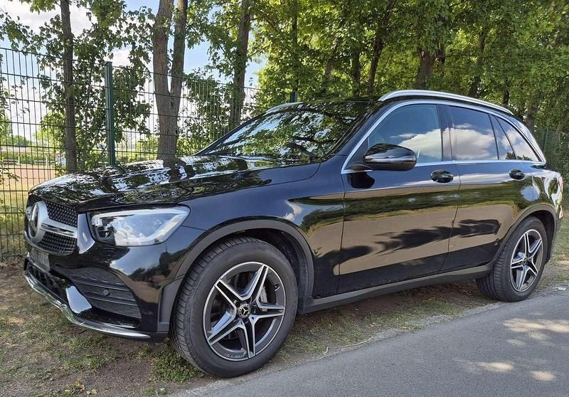 Gebraucht 2020 Mercedes GLC200 AMG line SUV | 33.900 € (Superpreis) - Bild 1/4