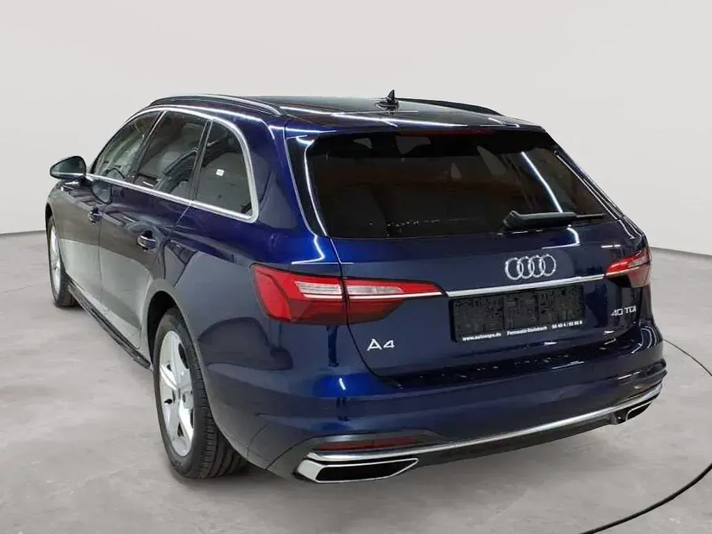 Gebraucht Audi A4 Advanced 204 PS (150 kW) 2024 Blau Kombi