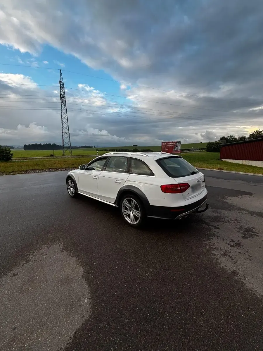 Gebraucht Audi A4 Allroad 245 PS (180 kW) 2012 Weiß Kombi