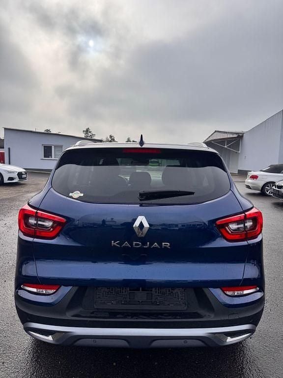Gebraucht Renault Kadjar Intens 116 PS (85 kW) 2019 Blau SUV