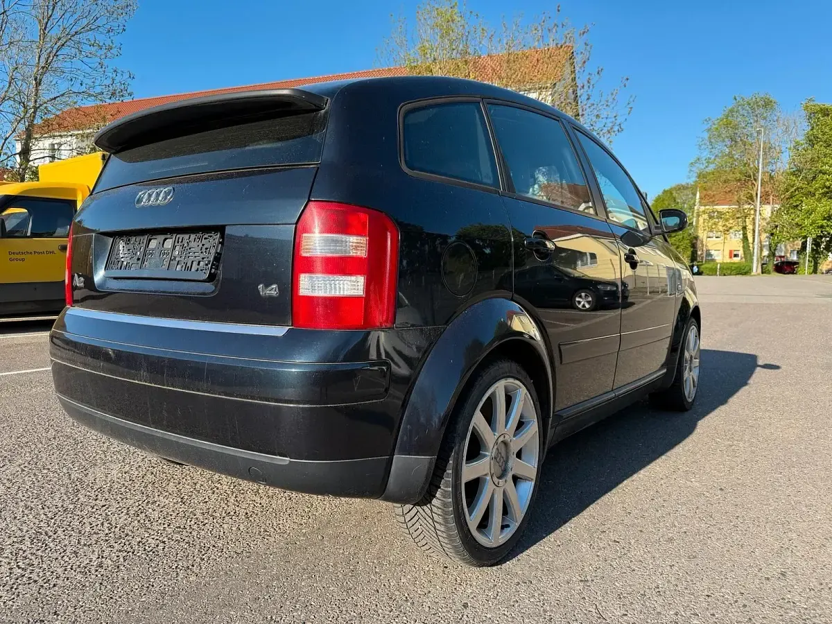 Gebraucht Audi A2 75 PS (55 kW) 2003 Blau Kleinwagen