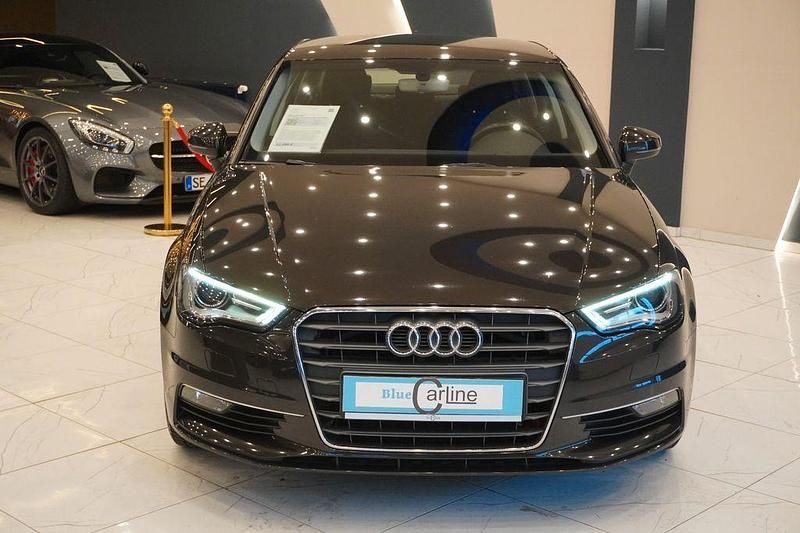 Gebraucht Audi A3 Ambiente 184 PS (135 kW) 2016 Braun Limousine