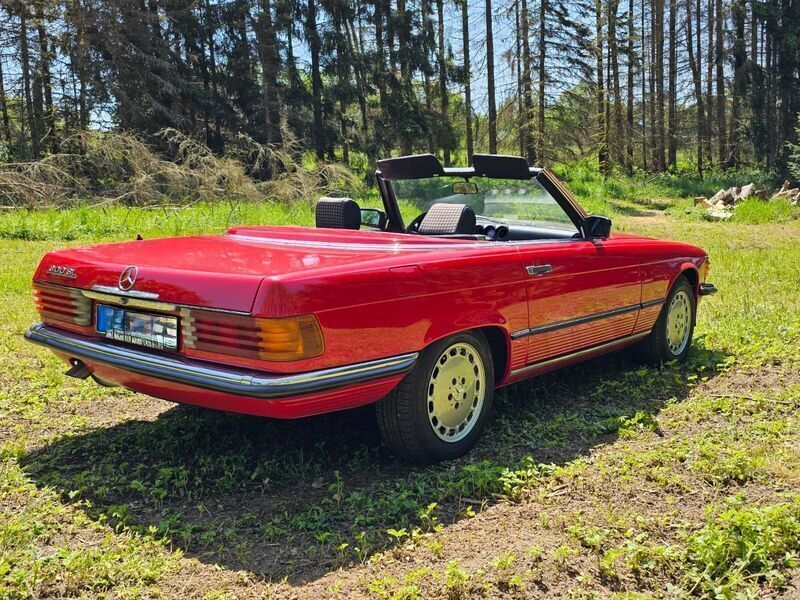Gebraucht Mercedes SL300 1986 Rot Cabrio