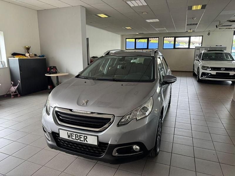 Grau Gebraucht 2013 Peugeot 2008 Active SUV | 4.600 € (Fairer Preis) - Bild 1/4