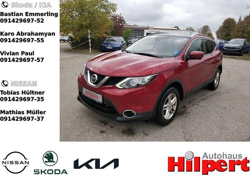 New red (m) (metallic) Gebraucht 2016 Nissan Qashqai N-Connecta SUV | 9.940 € (Fairer Preis) - Bild 1/4