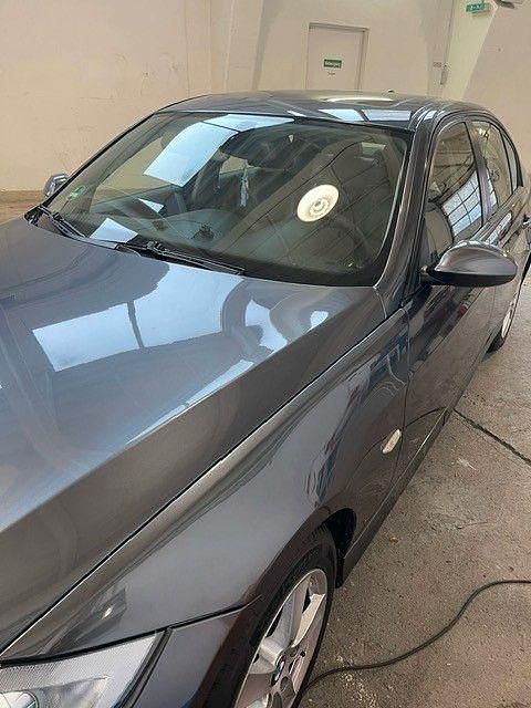 Gebraucht BMW 320 163 PS (119 kW) 2006 Grau Limousine