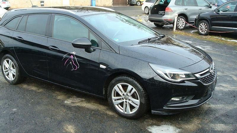 Gebraucht Opel Astra Active 110 PS (80 kW) 2017 Kombi