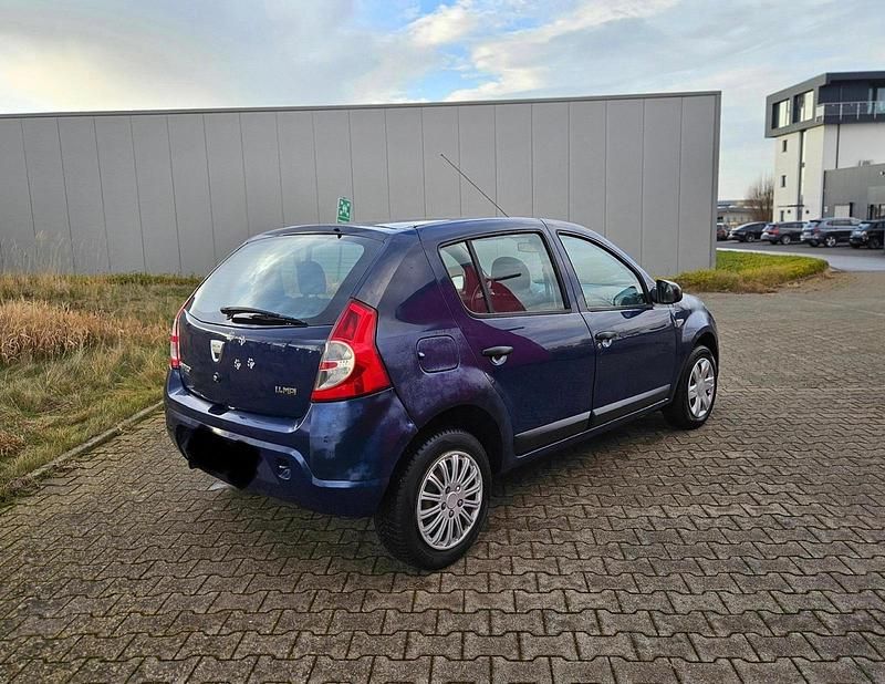 Gebraucht Dacia Sandero 75 PS (55 kW) 2008 Blau Kleinwagen