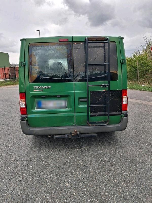 Usata Ford Transit 115 CV (84 kW) 2010 Verde Monovolume