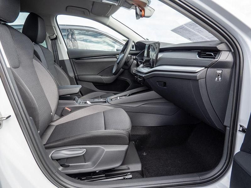 Gebraucht Skoda Octavia Selection 150 PS (110 kW) 2025 Weiß Kombi